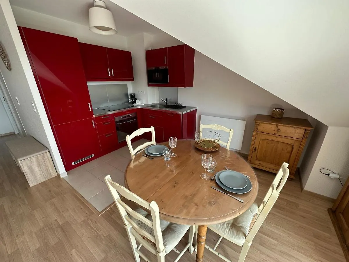 Appartement De Charme Expose Sud Avec Vue Mer Carantec France